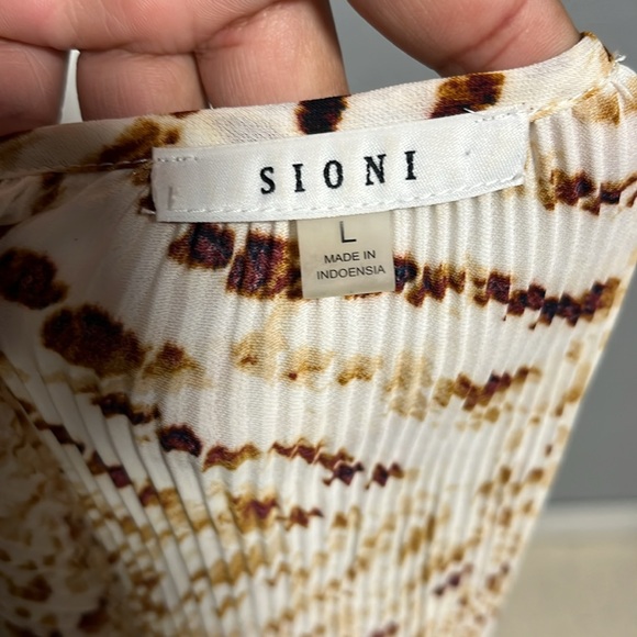 SIONI Pleated Long Sleeve Scoop Neck Blouse Large - Picture 6 of 7